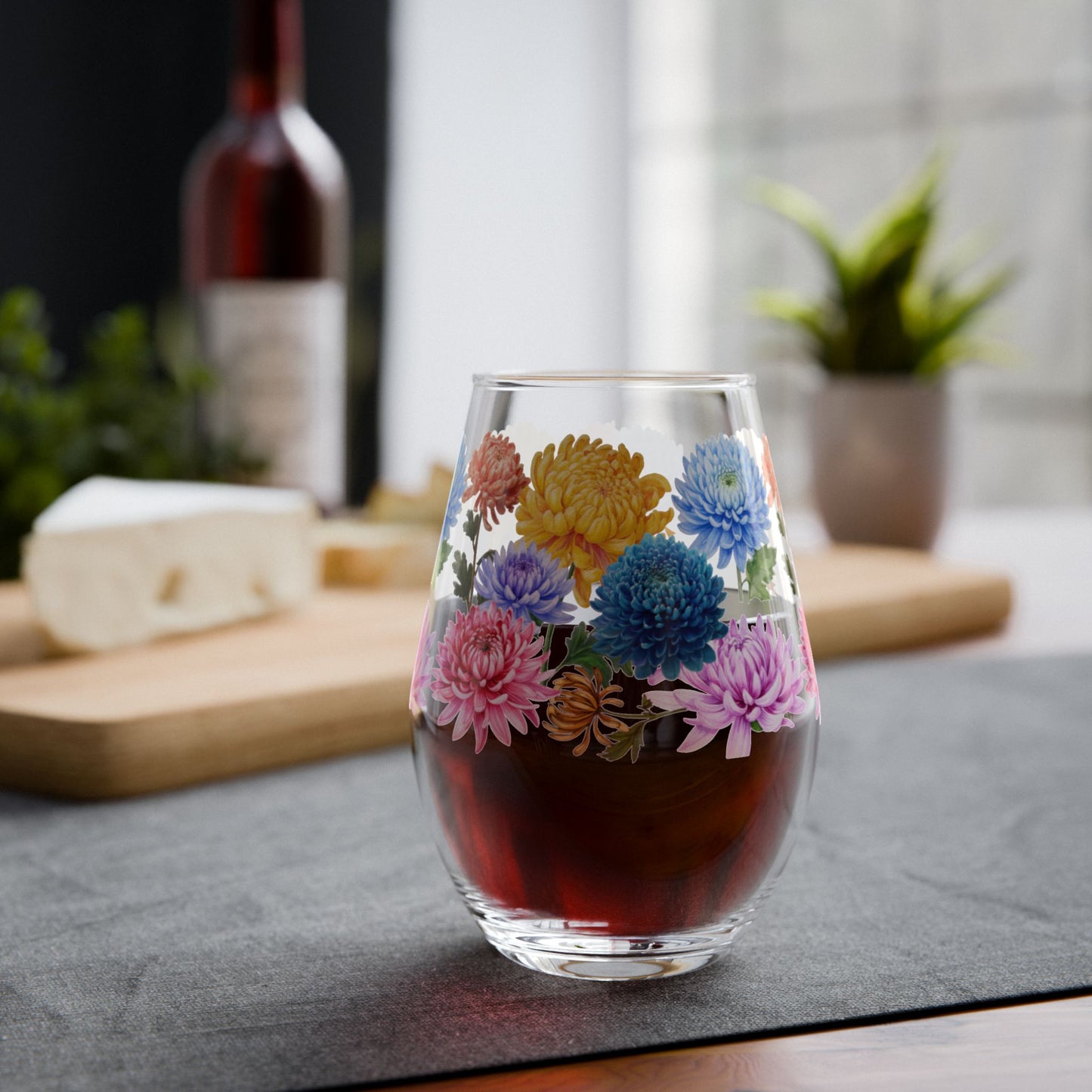 November Birth Month Flower - Chrysanthemum Bouquet Stemless Wine Glass — 11.75oz